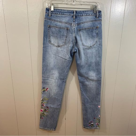 Jella C. Blue Floral Embroidered Distressed Skinny Mid Rise 5 Pocket Jeans 29 M - Picture 10 of 11